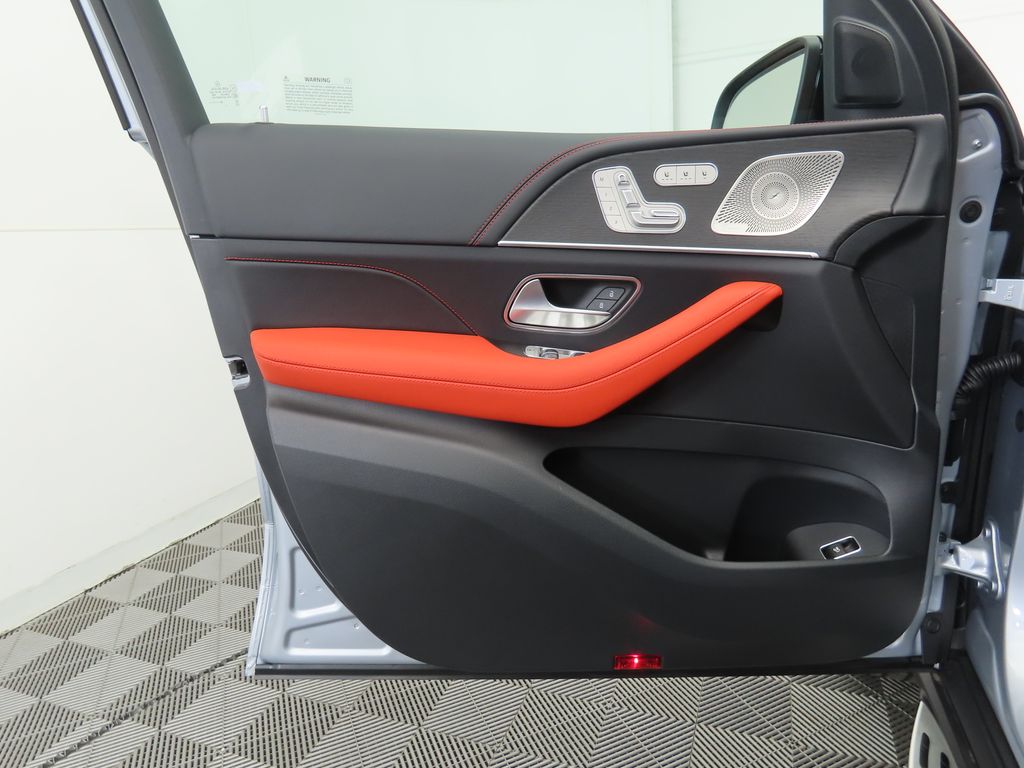 2026 Mercedes Benz GLE 53 AMG 4MATIC photo 25