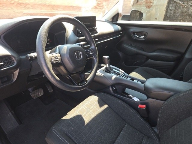 2023 Honda HR-V LX photo 8