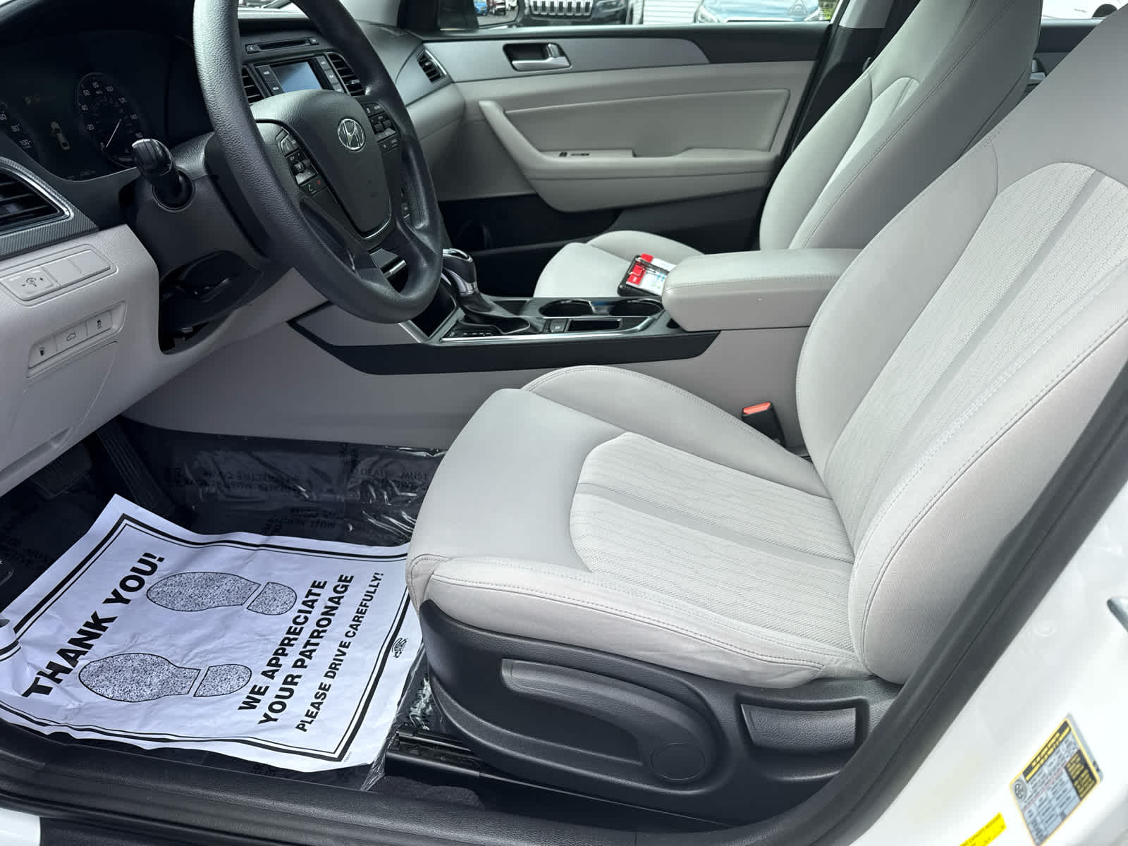 2016 Hyundai Sonata Hybrid SE photo 10