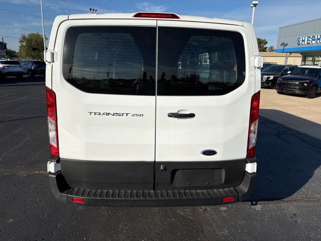 2024 Ford Transit photo 3