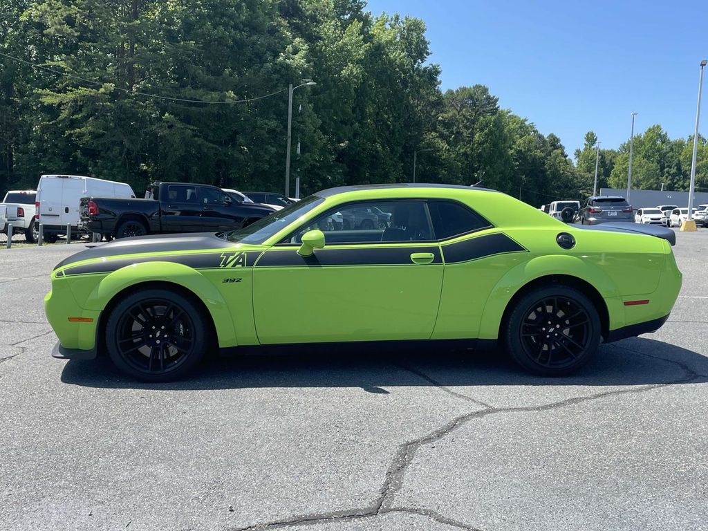 2023 Dodge Challenger R/T Scat Pack Widebody photo 4