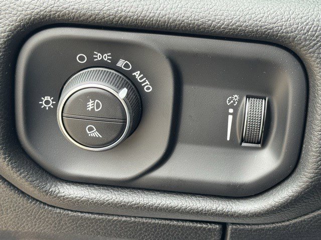 2025 Ram 1500 Big Horn photo 11