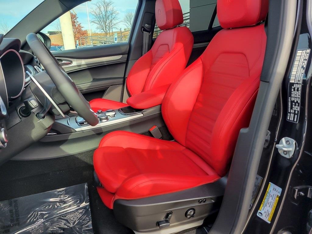 2025 ALFA ROMEO STELVIO - Image 7
