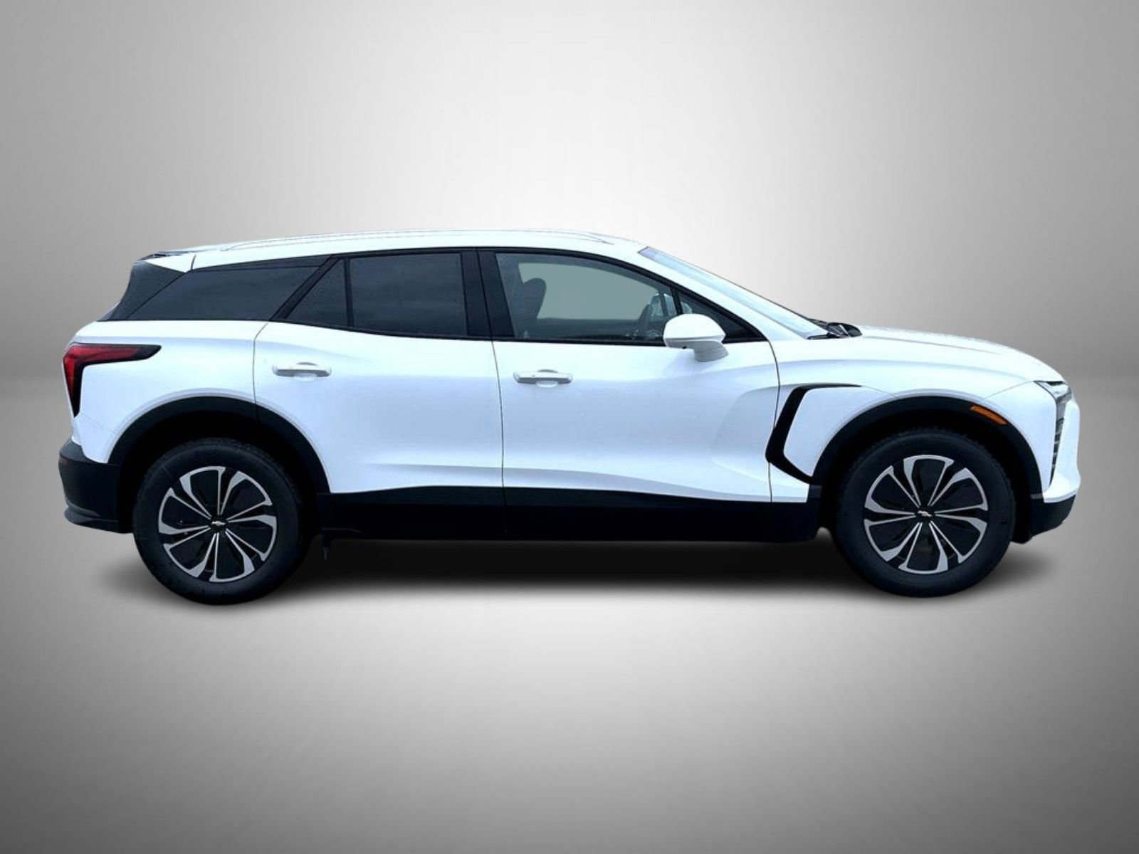 2026 Chevrolet Blazer EV photo 4