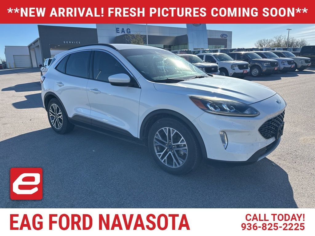 2020 Ford Escape SEL's photo