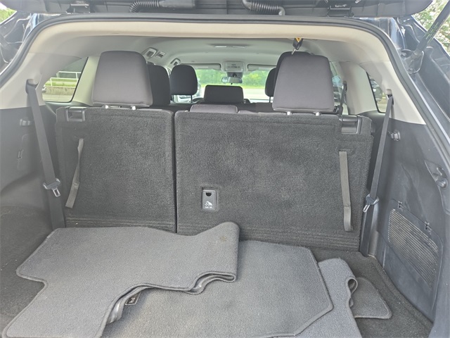 2021 Toyota Highlander L photo 26