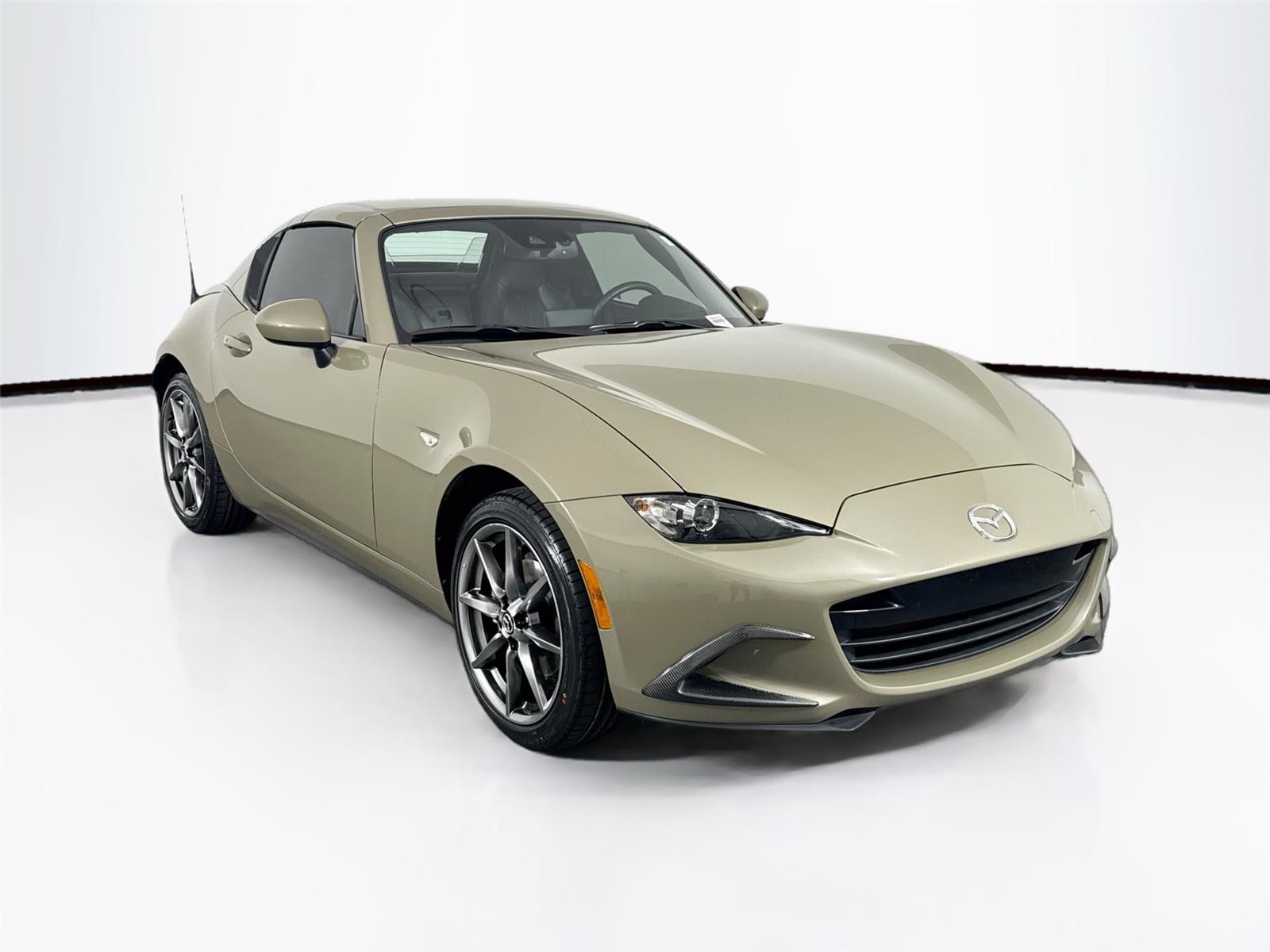2023 Mazda MX-5 Miata Miata RF Grand Touring photo 4