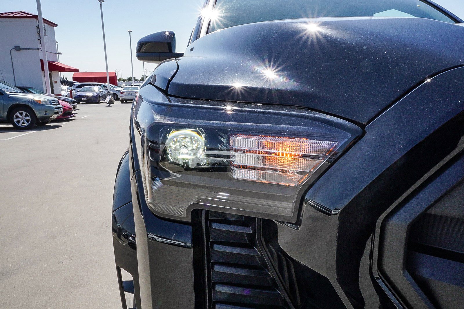 2025 Toyota Tacoma SR5 photo 10