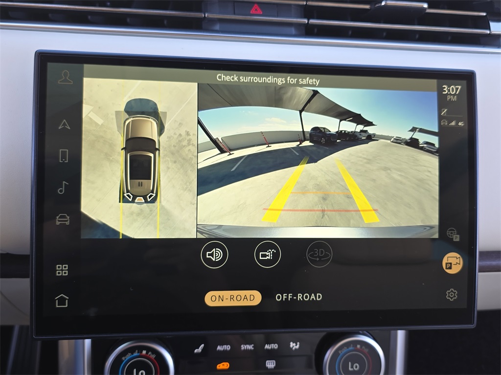 2023 Land Rover Range Rover SE photo 20