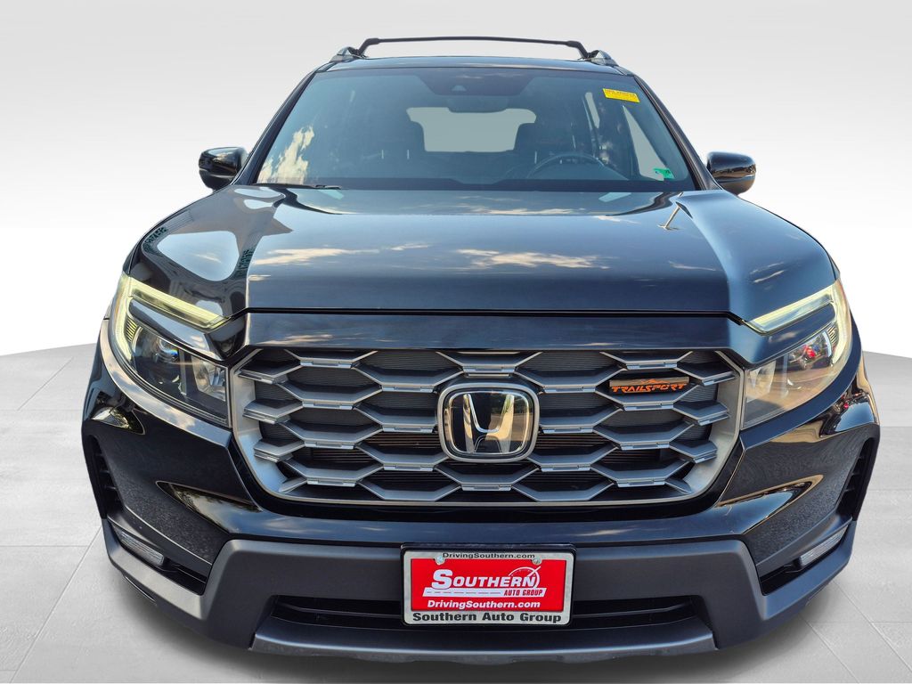 2022 Honda Passport TrailSport photo 2
