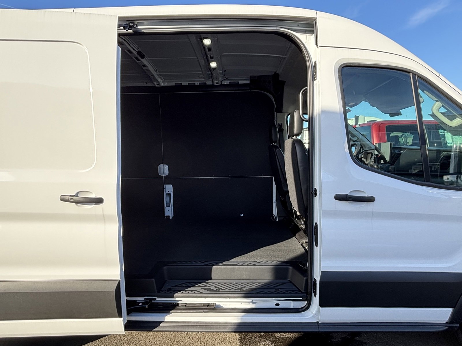 2024 Ford Transit photo 5