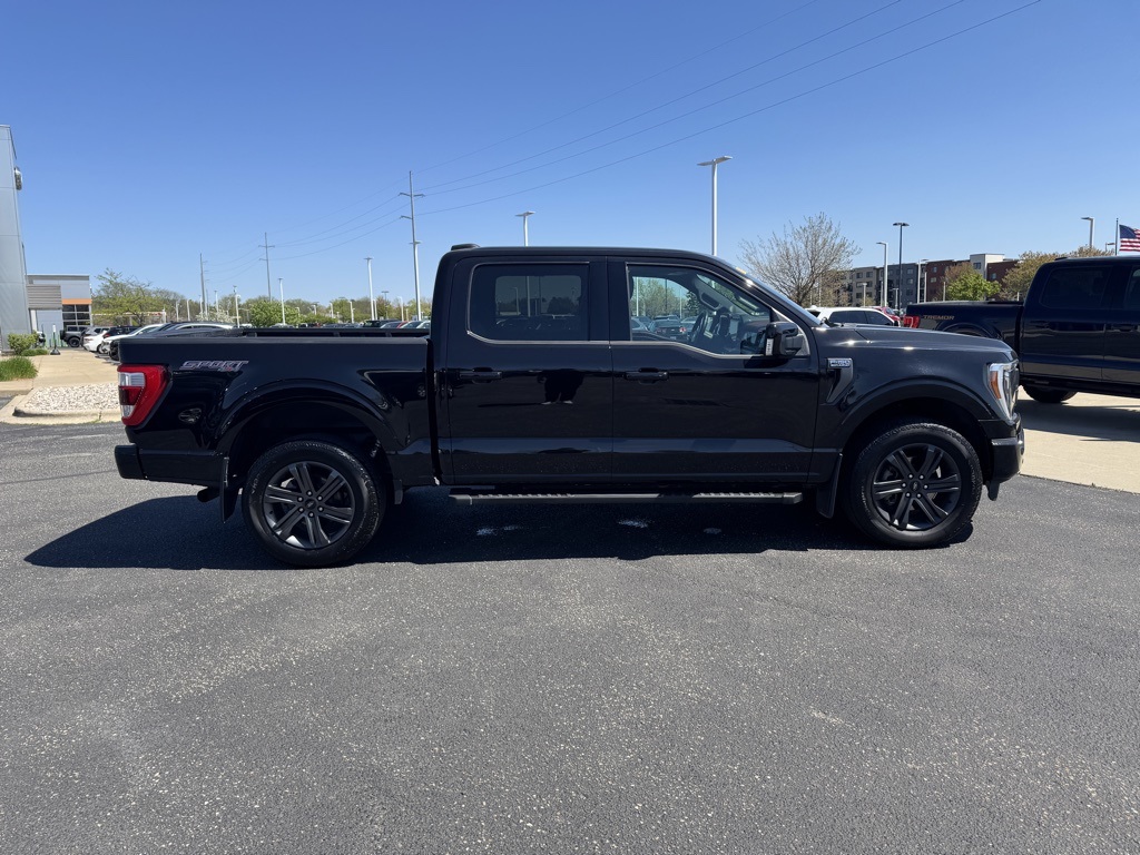 2023 Ford F-150 Lariat photo 2