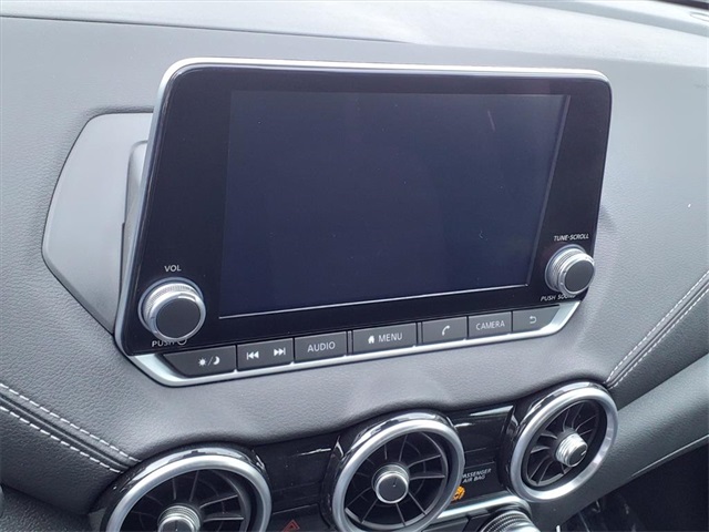 2025 Nissan Sentra SV photo 14
