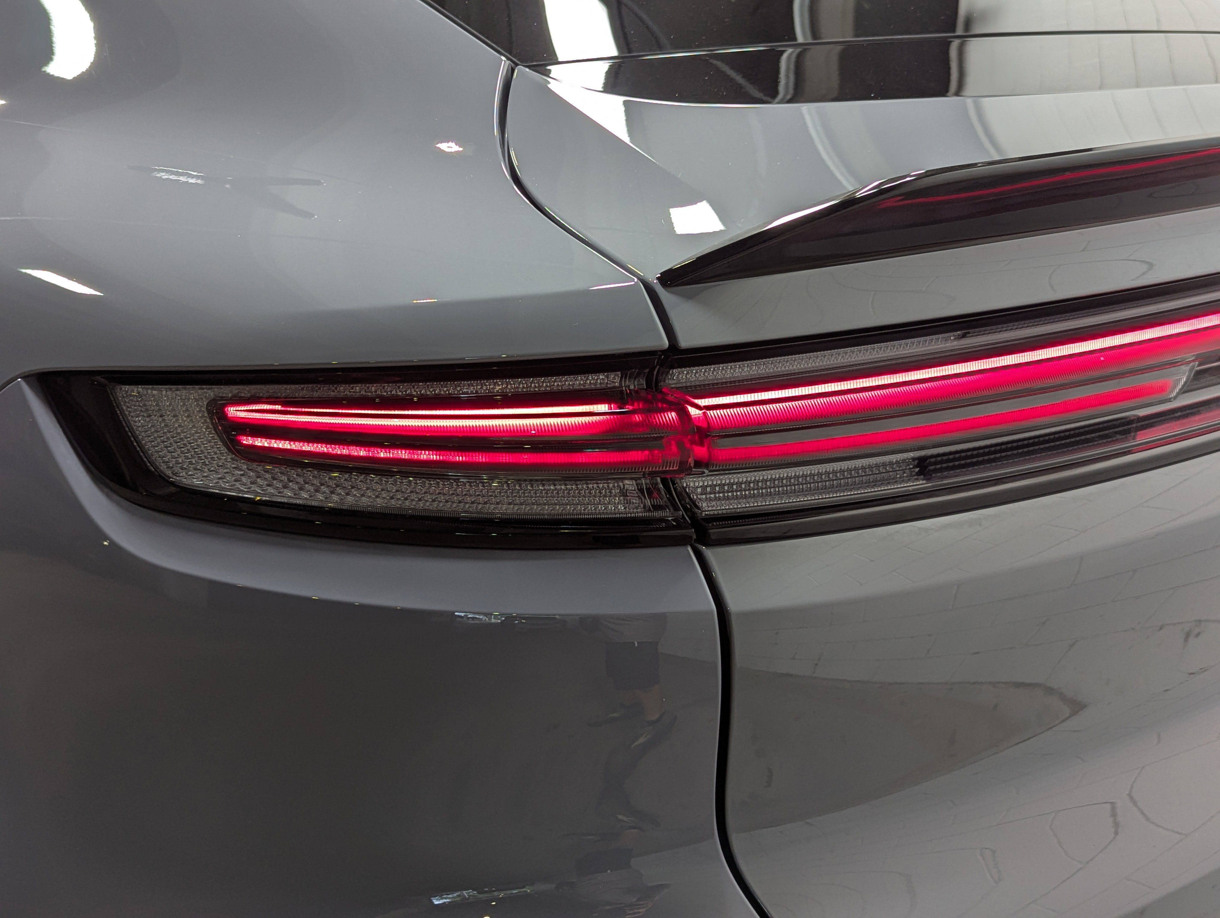 2024 Porsche Cayenne Turbo GT photo 3
