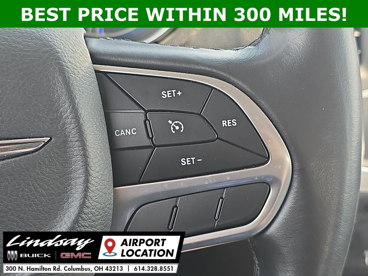 2022 Chrysler 300 Touring photo 33