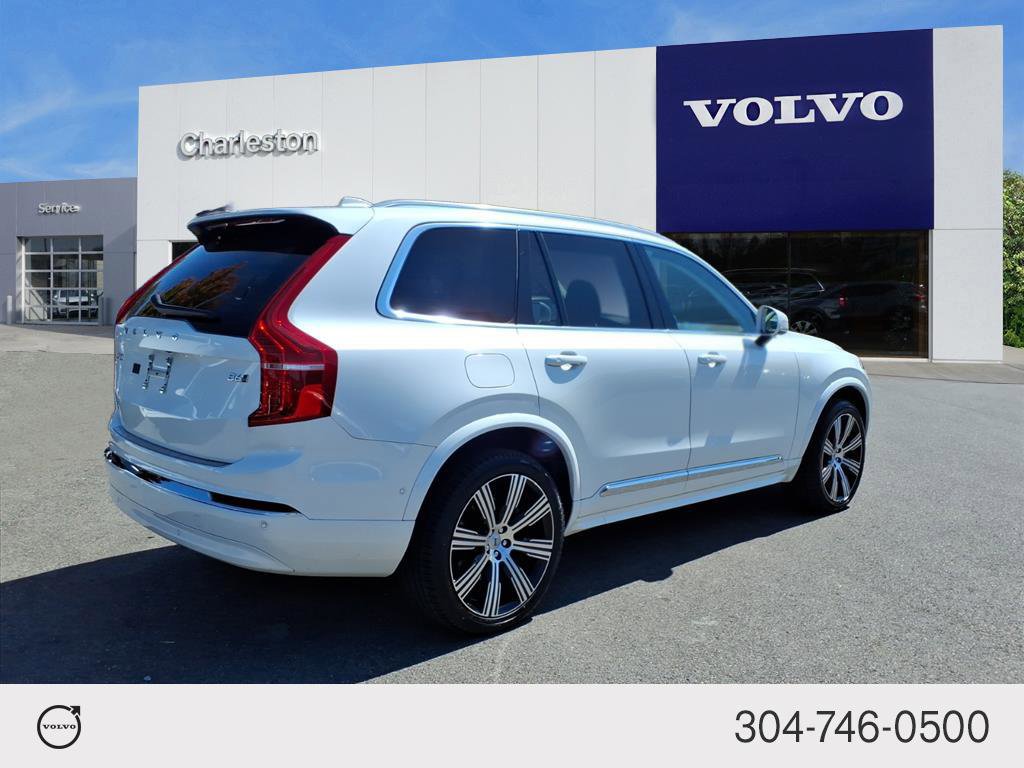 2024 Volvo XC90 Plus photo 2