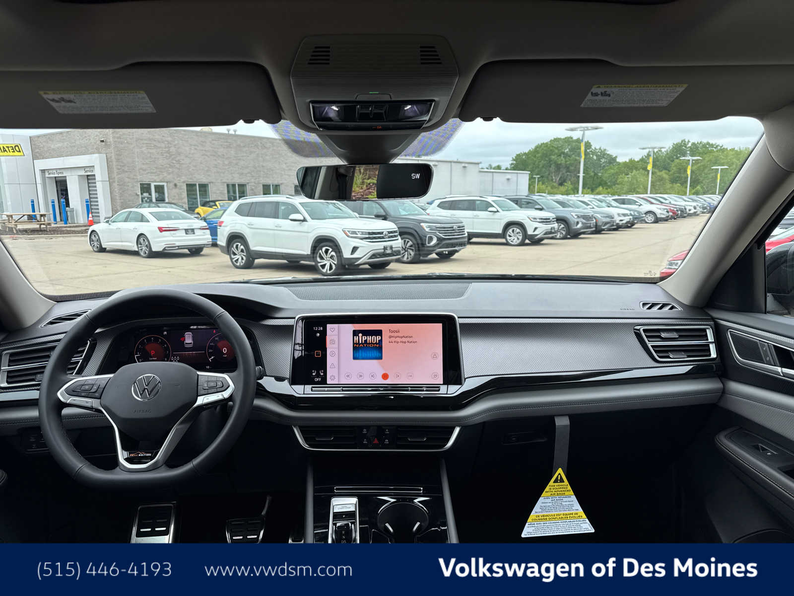 2025 Volkswagen Atlas Peak Edition SE photo 7