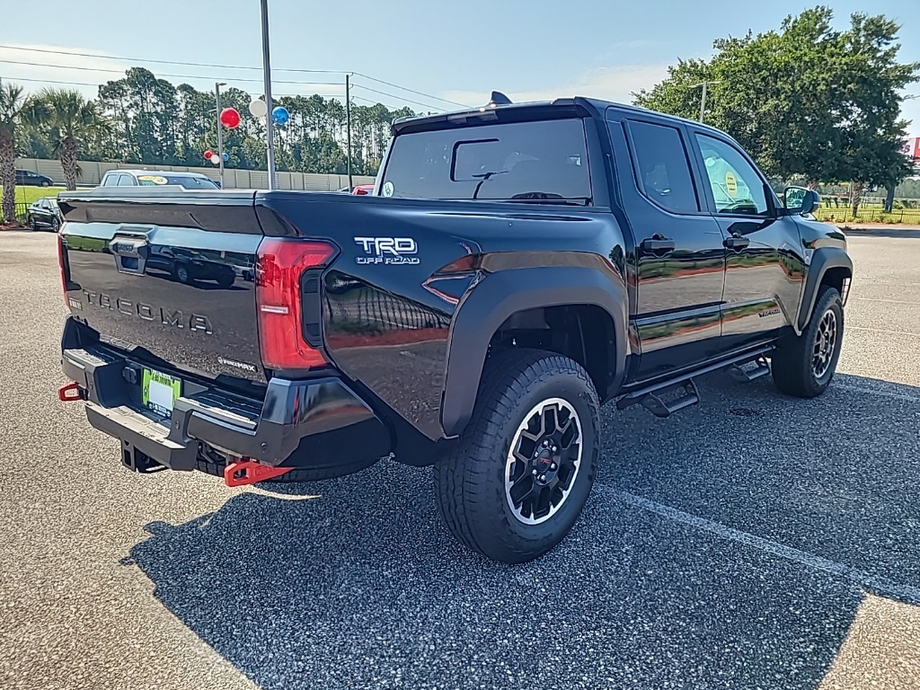 2024 Toyota Tacoma TRD Off-Road photo 5