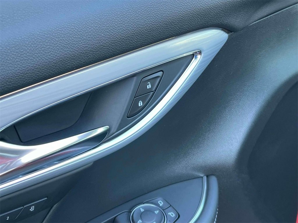 2025 Buick Envision Avenir photo 19