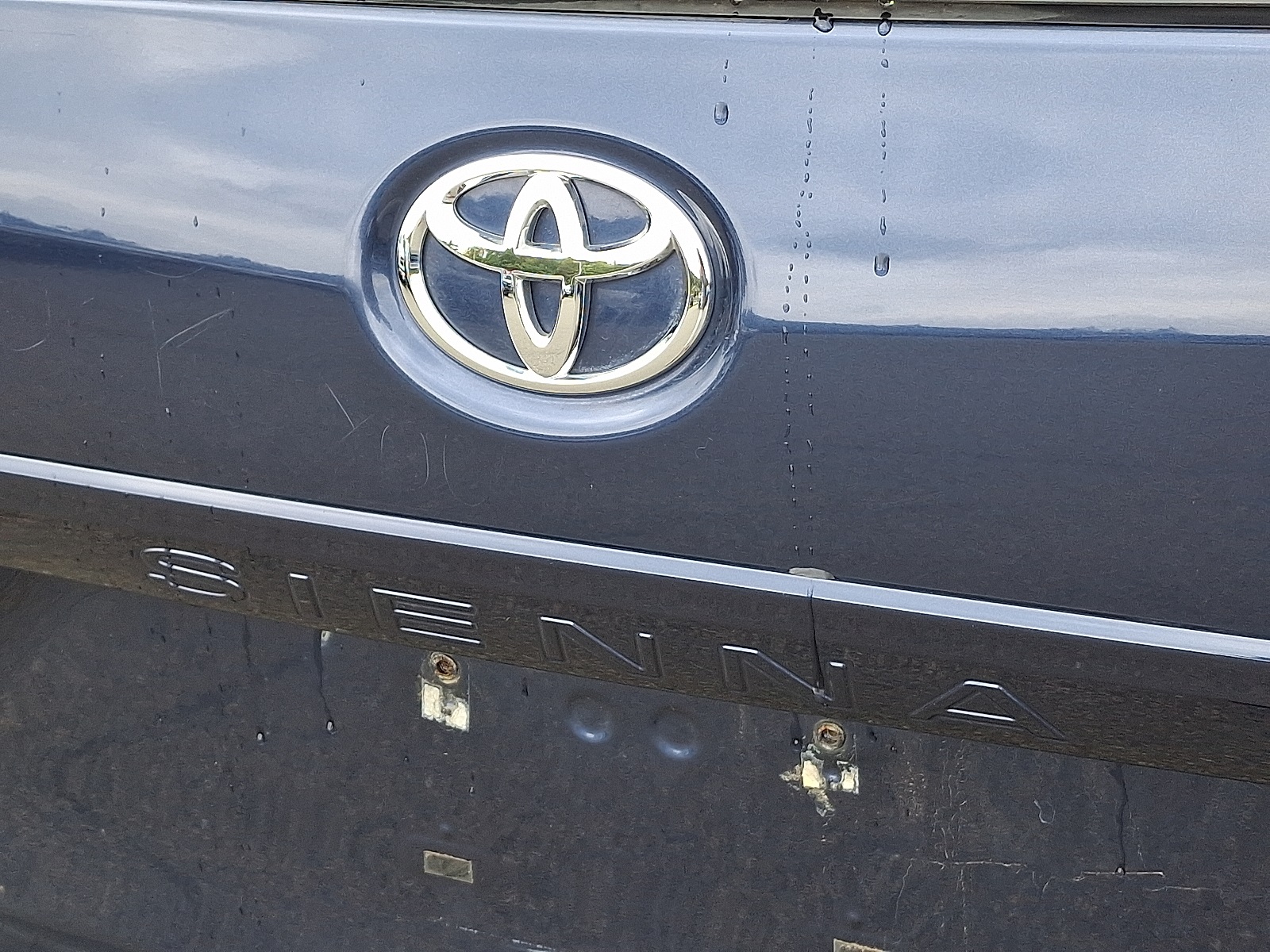2020 Toyota Sienna XLE photo 31