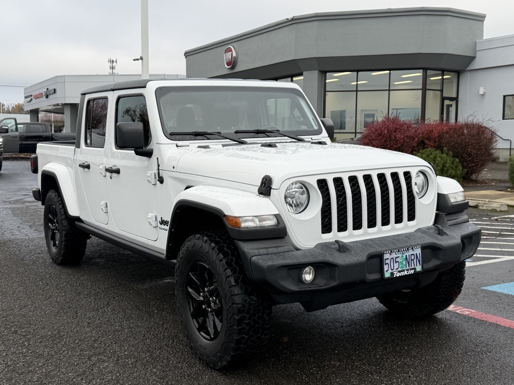 2021 Jeep Gladiator Sport S photo 2