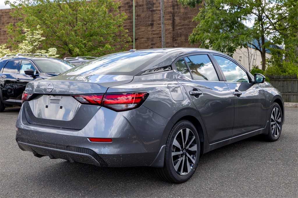 2025 Nissan Sentra SV photo 5