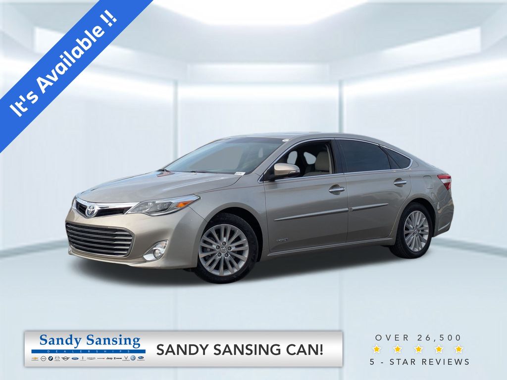 2015 Toyota Avalon Limited Hybrid's photo