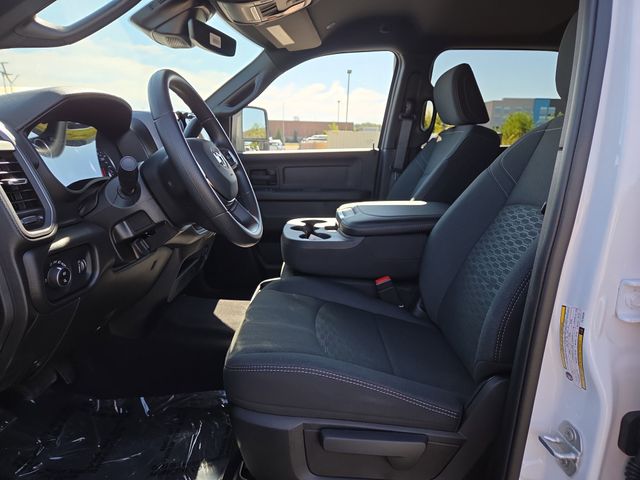 2025 Ram 3500 Tradesman photo 4