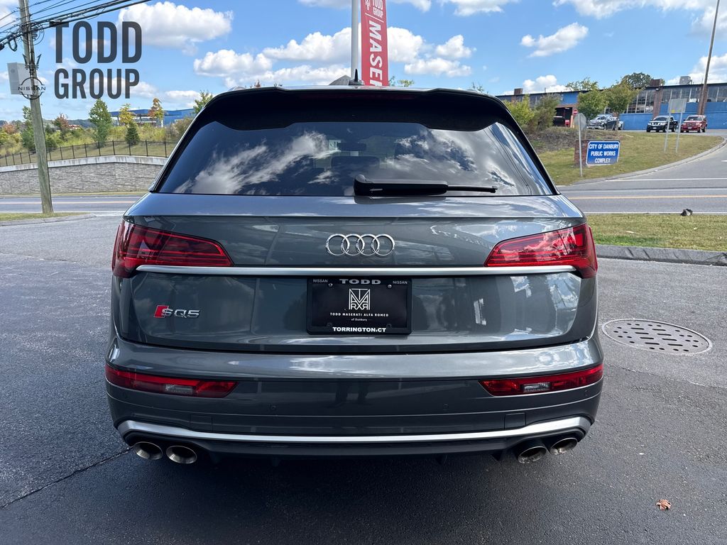 2022 Audi SQ5 Premium photo 3