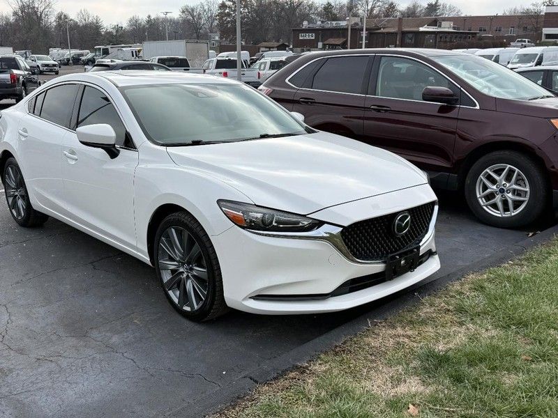 2018 Mazda Mazda6 Touring's photo