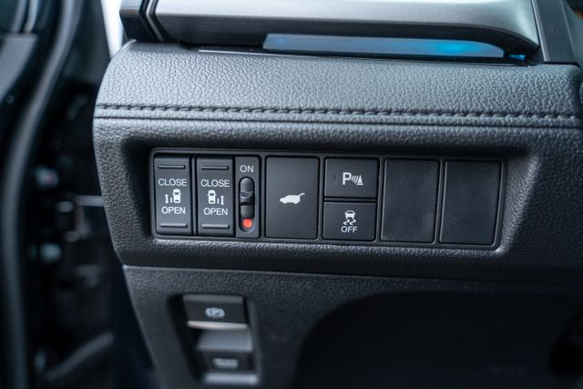 2026 Honda Odyssey Touring photo 26