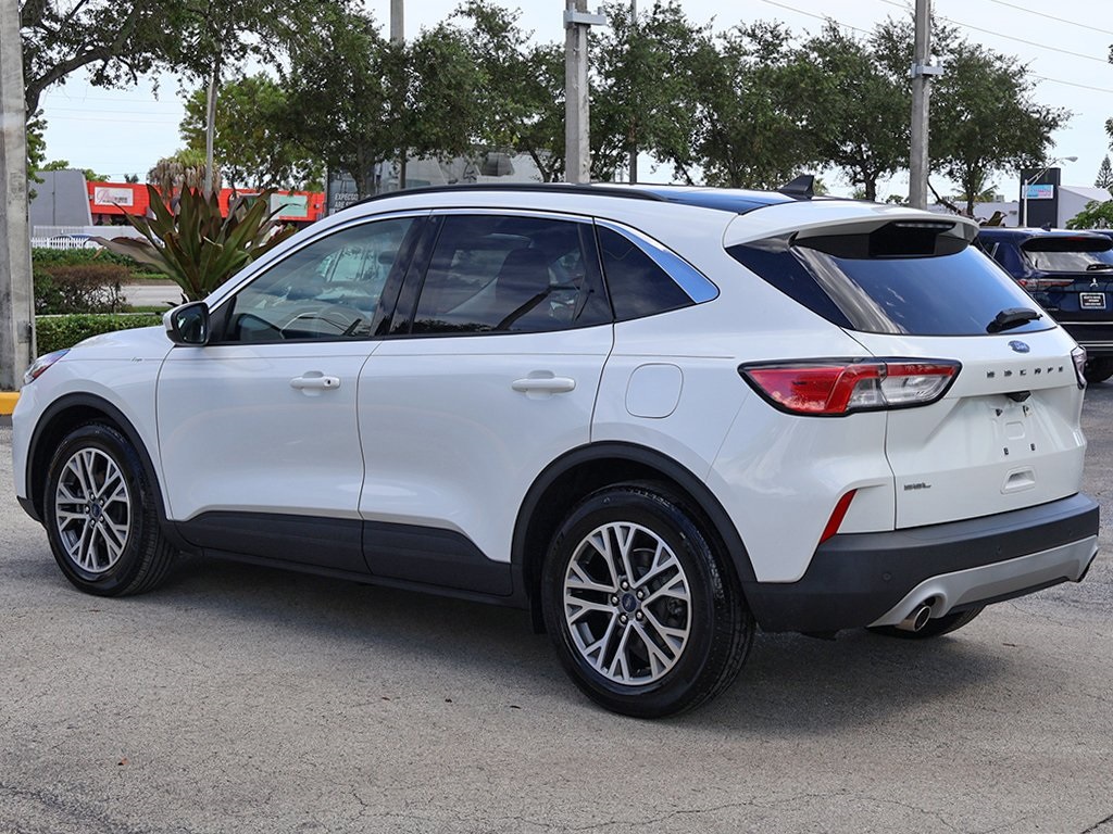 2022 Ford Escape SEL photo 11