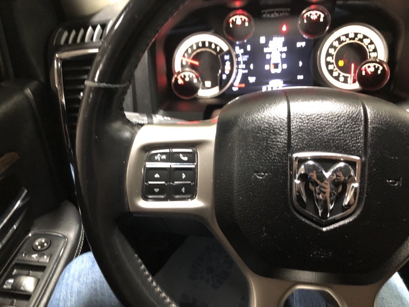 2017 Ram 1500 Laramie photo 18