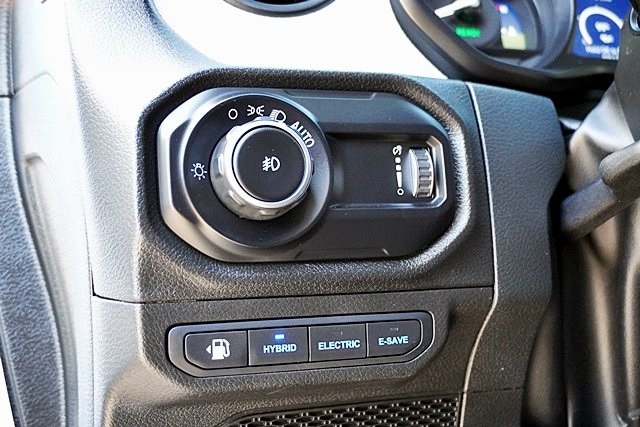 Certified Used 2024 White Jeep Sport S 4xe image 23