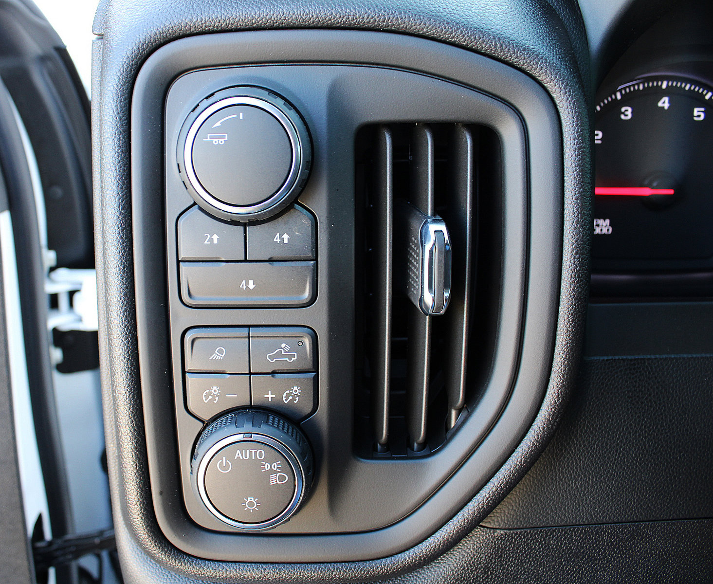 New 2024 Chevrolet Silverado 2500 HD Custom Double Cab in Sour Lake