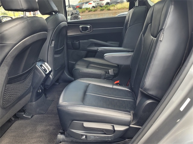 2025 Kia Sorento Hybrid EX photo 13