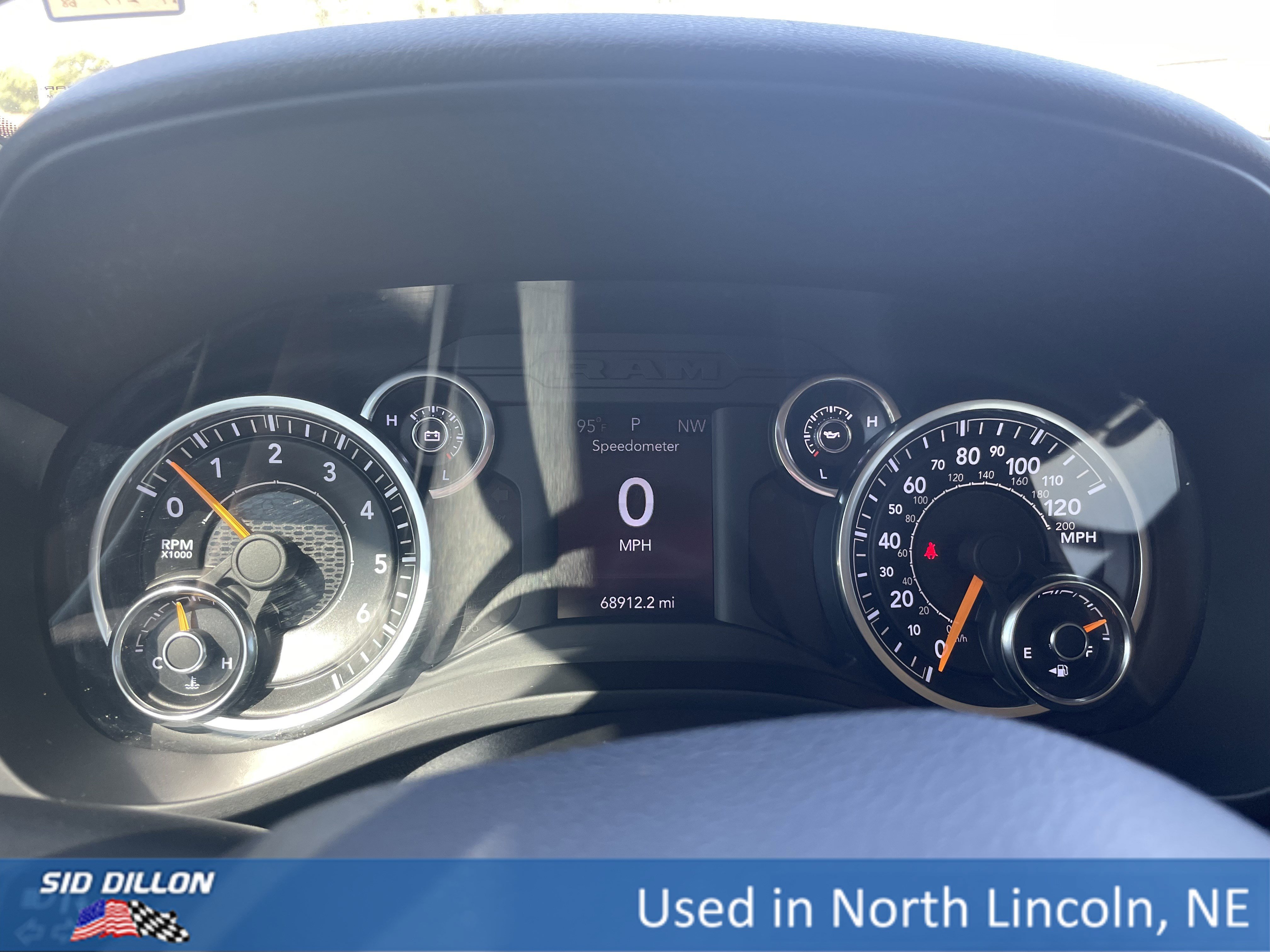 2019 Ram 1500 Tradesman photo 2