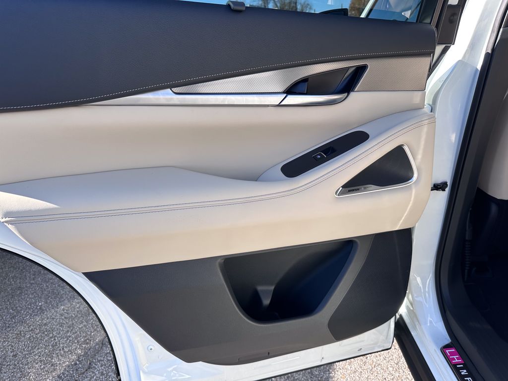 2025 Infiniti QX60 Luxe photo 26