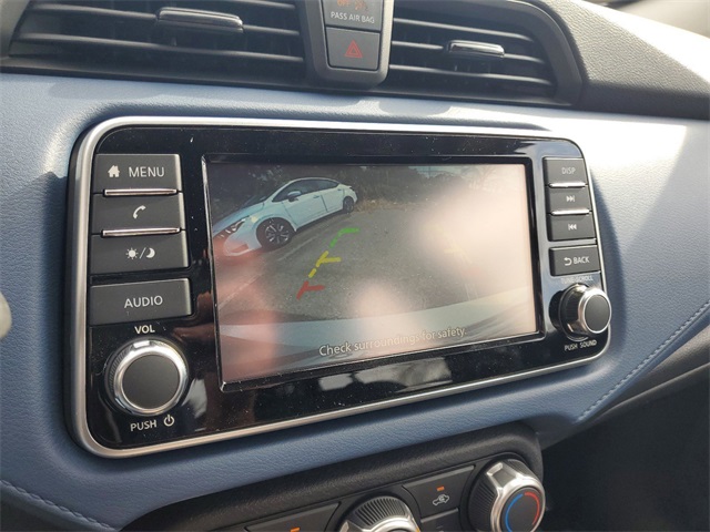 2025 Nissan Versa SV photo 16