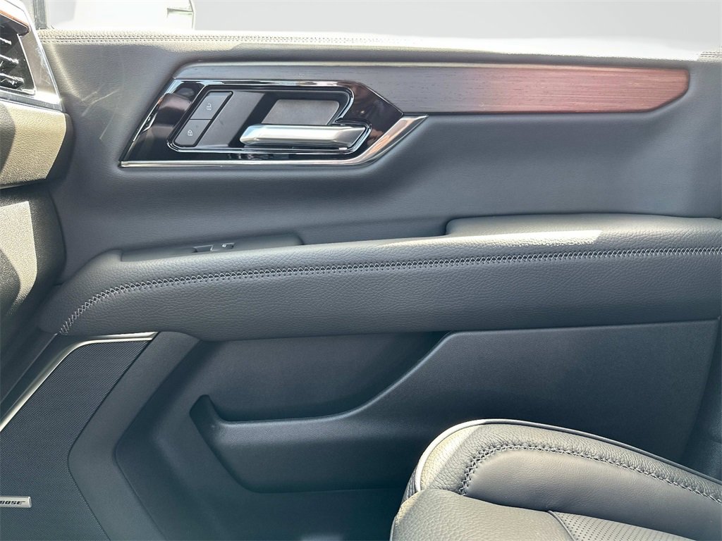 2025 Gmc Yukon Denali photo 23