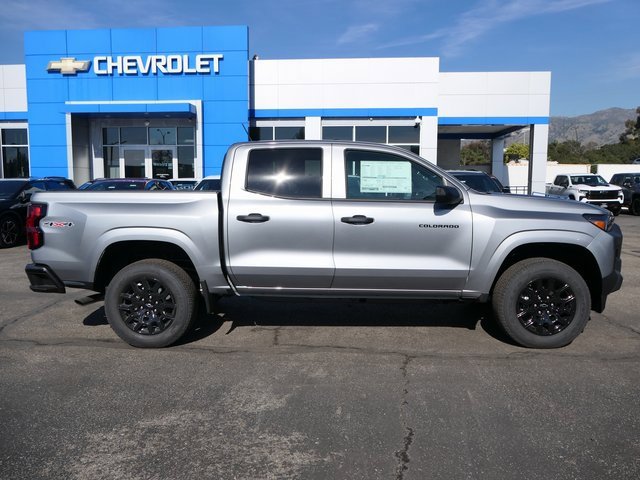 2026 Chevrolet Colorado Work Truck photo 2