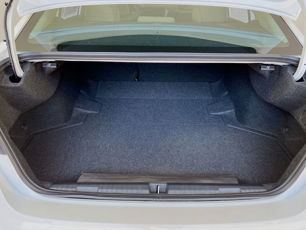 2025 Subaru Legacy Premium photo 25