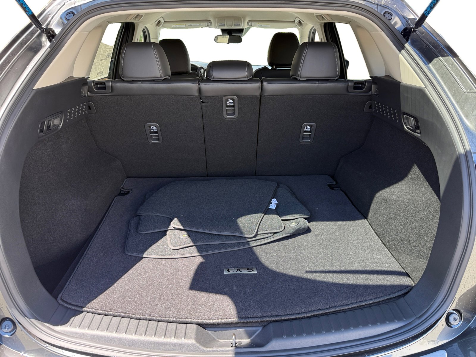2025 Mazda CX-5 2.5 Select photo 17