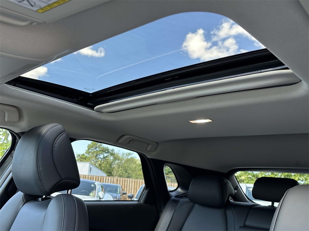 2025 Mazda CX-30 2.5 S Preferred photo 4