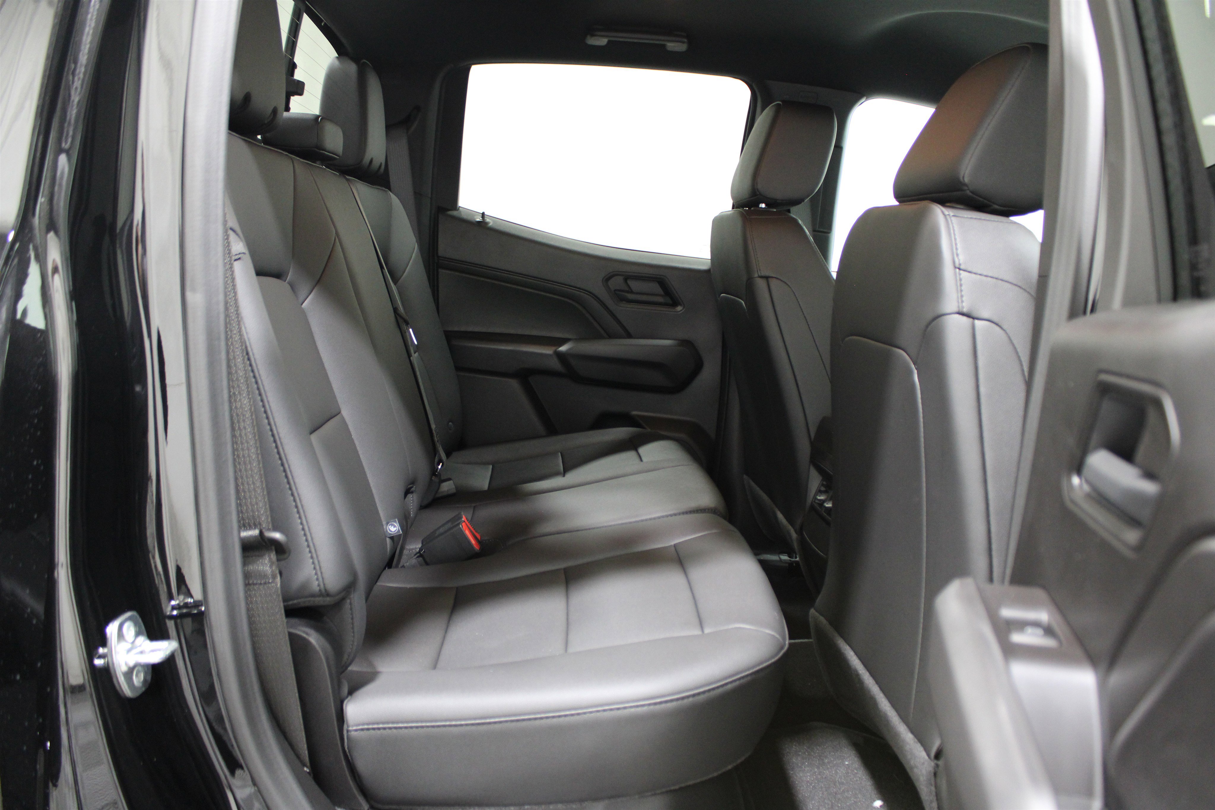 2026 Chevrolet Colorado Trail Boss photo 16