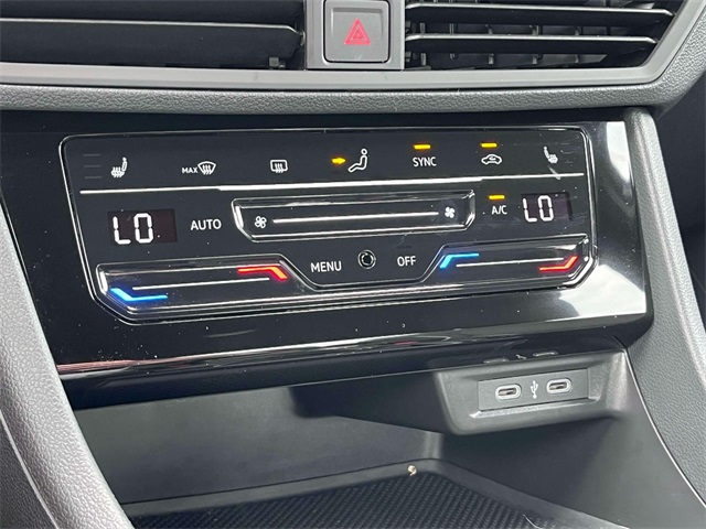 2025 Volkswagen Jetta 1.5T Sport photo 18