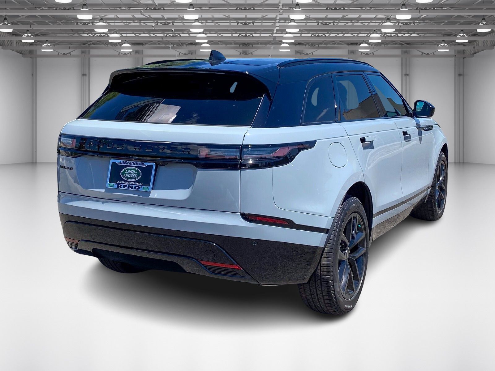 2025 Land Rover Range Rover Velar SE photo 5