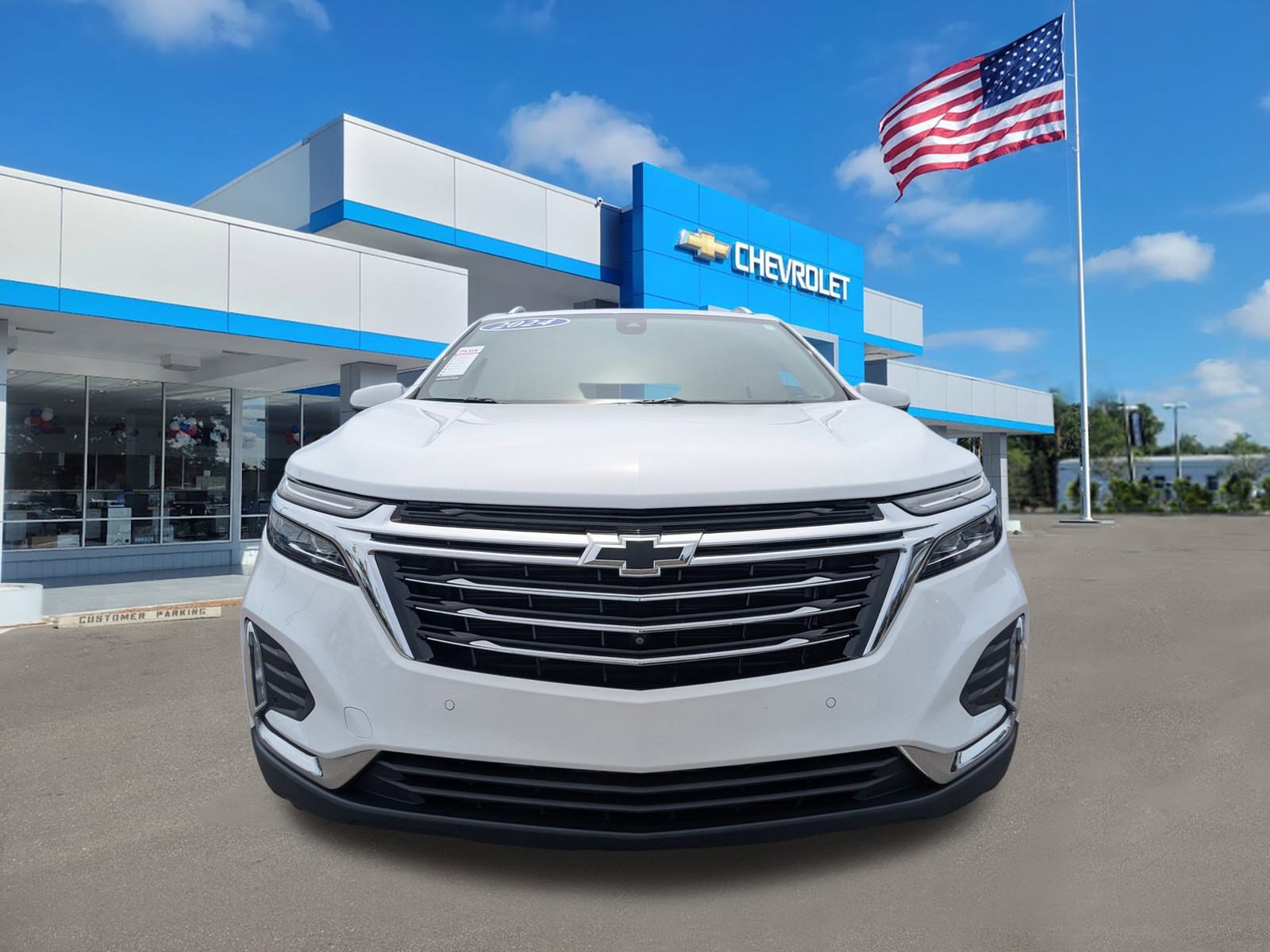 2024 Chevrolet Equinox Premier photo 2