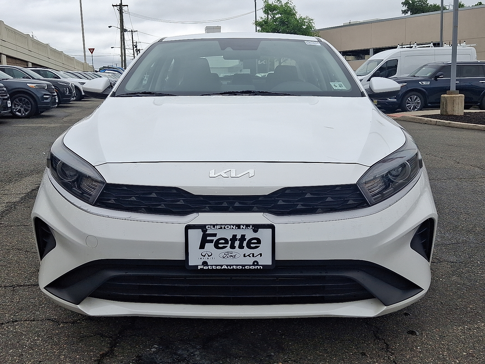 Used 2022 Kia FORTE LXS with VIN 3KPF24ADXNE482696 for sale in Clifton, NJ