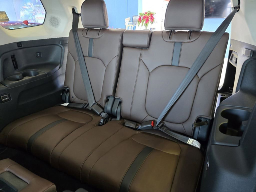 2025 Honda Pilot Elite photo 21